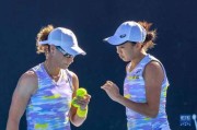 星空体育体育直播-女双落败，但张帅和斯托瑟的情谊令人满满感动
