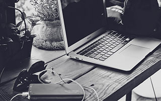 星空体育中国官网-弗拉格17+8巴雷特31分 独行侠不敌猛龙7连败